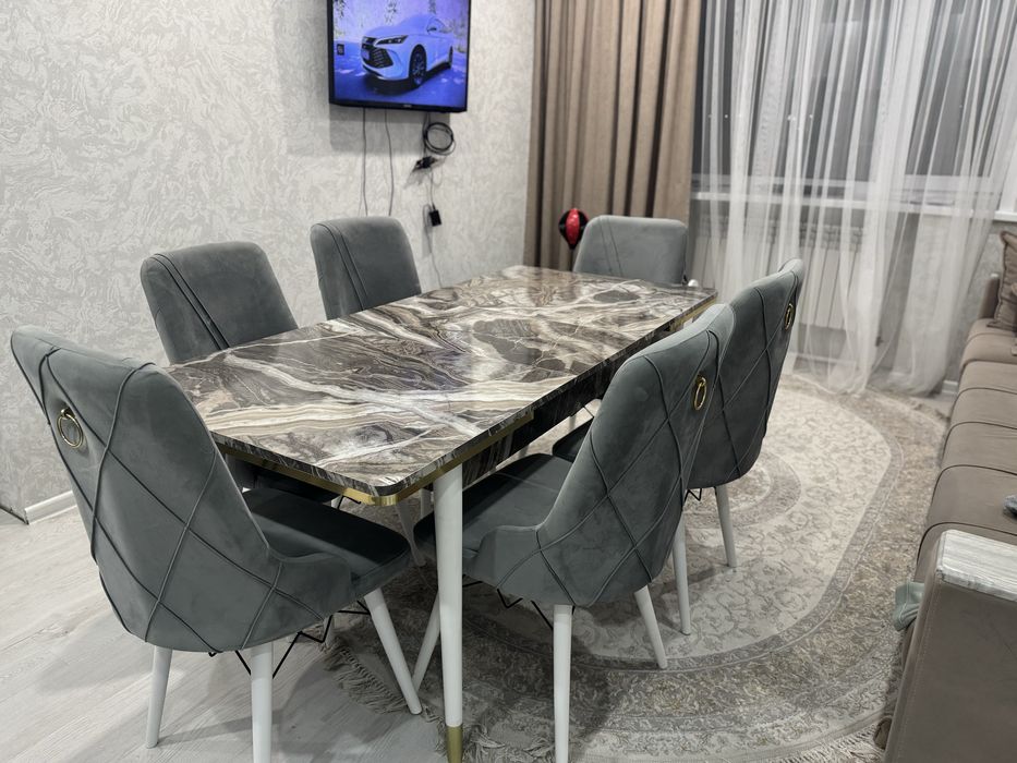 Продам стол со стульями