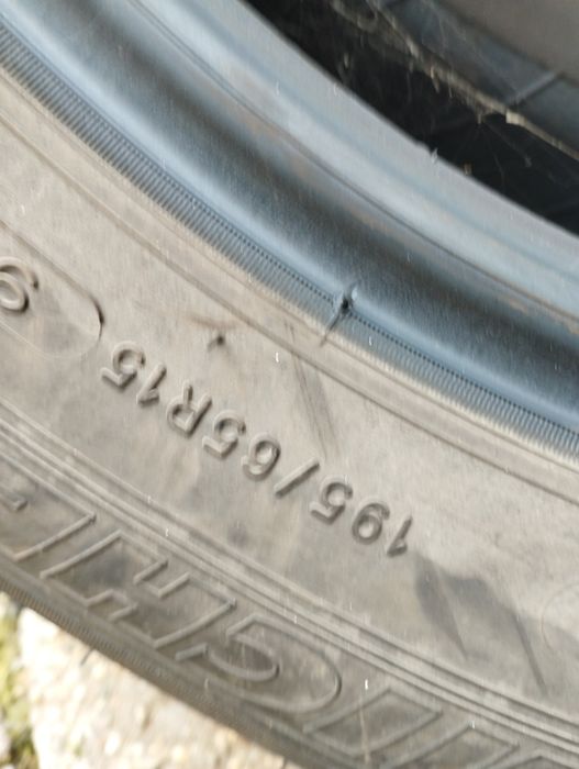 Летни гуми 195 65 15 2 бр Michelin energy i 2бр Hankook