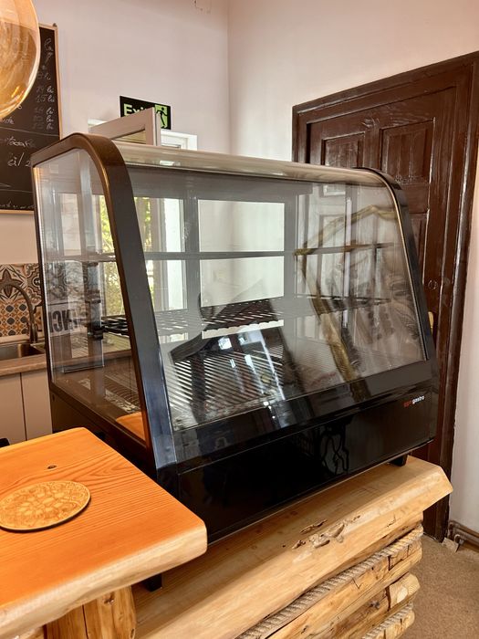 Bar cafenea + Vitrina frigorifica + Mobilier bucatarie + Bar evenimente