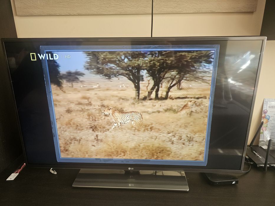 3D телевизор LG 42" Smart TV – модел 42LF652V