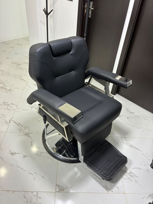 Scaun Frzerie si Coafor + accesorii