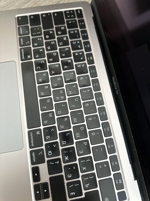 Macbook Air 13 2020 года