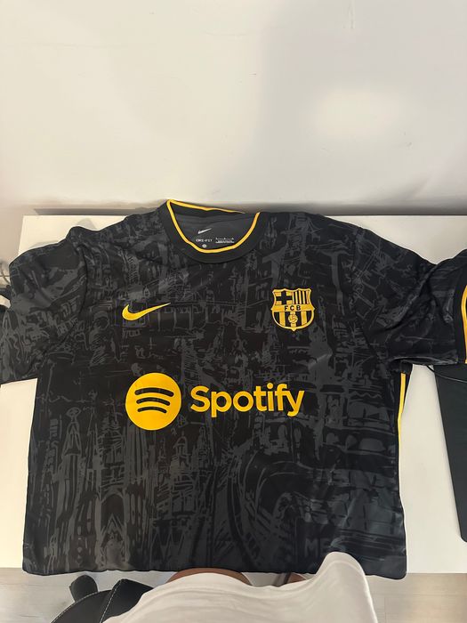Оригинална футболна тениска FC Barcelona