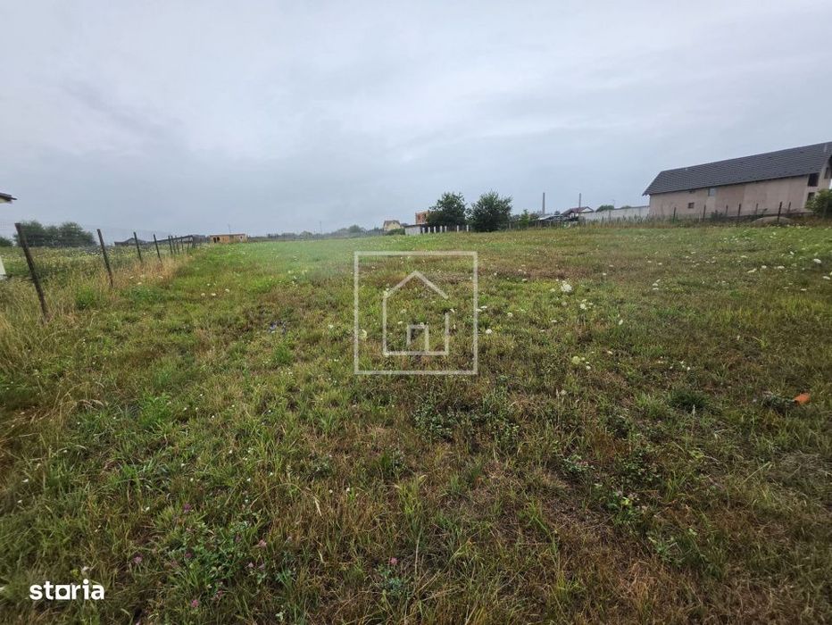 Teren intravilan 1200 mp, deschidere 14 ml in Avrig, judet Sibiu