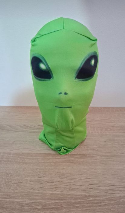 Cagulă termică elastică. Model extraterestru. Nouă