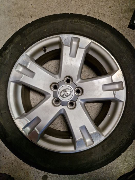 Vand jante si cauciucuri Toyota RAV4