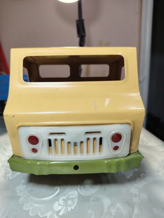 Игрушка машинка советская СССР