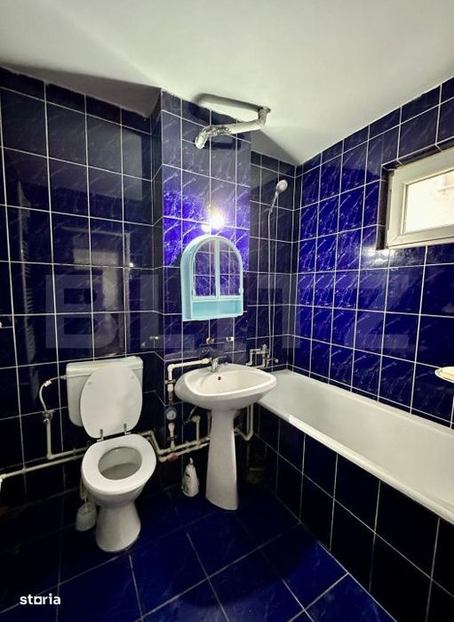 Apartament 3 camere, 67 mp, zona Teilor