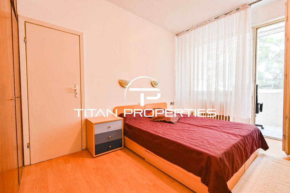 Дава се под наем Двустаен апартамент в София, Лозенец - 76 кв.м за 714 € - Снимка #1