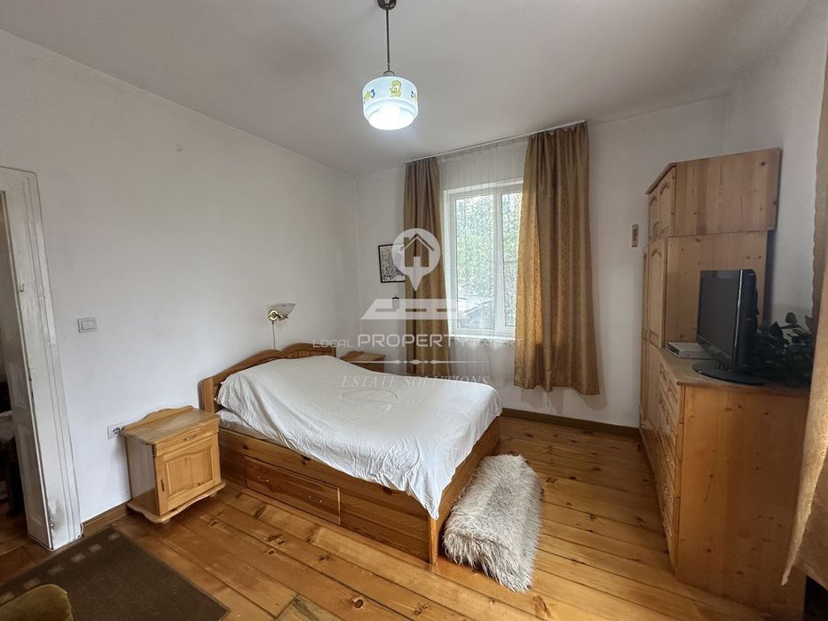 Продава се Къща в Разлог - 375 кв.м за 931 €/кв.м - Снимка #10