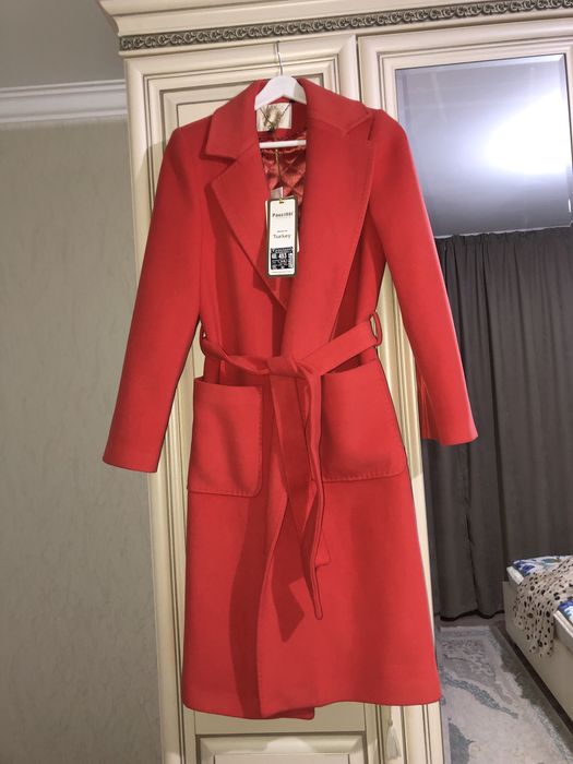 Женское пальто  Размер 36