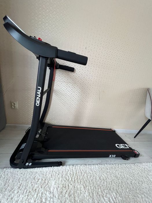 Беговая дорожка GENAU