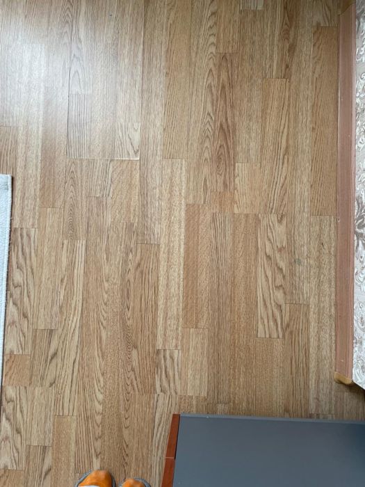 Продам б/у ламинат