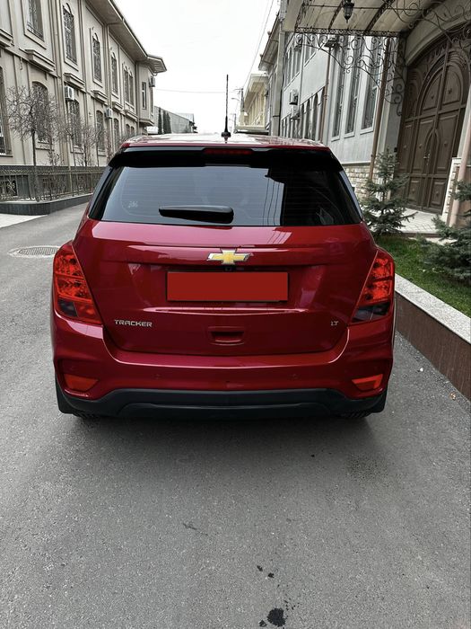 Tracker 1 mexanika 2019yil 54.000 km