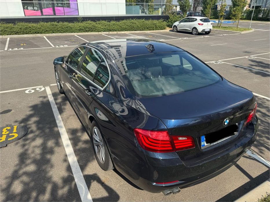 BMW Seria 5 520d EfficientDynamics Edition AT