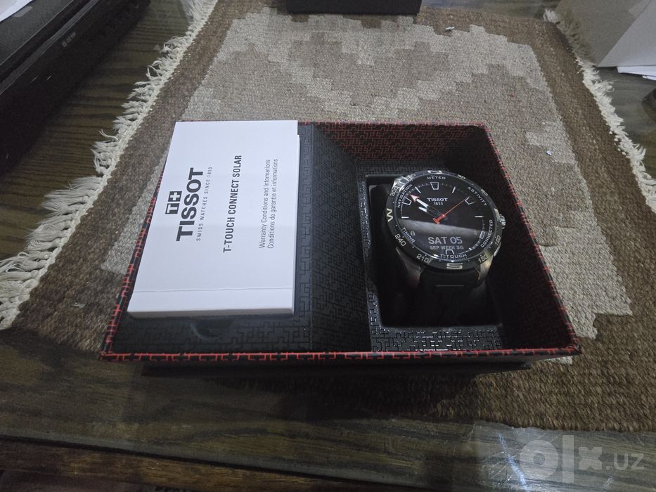 Продаются часы TISSOT T-Touch Connect Solar