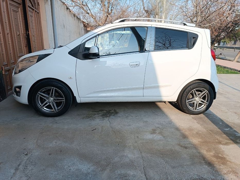 Vossen Diska Balon Sotiladi 195 60 R15 Holati Yaxshi