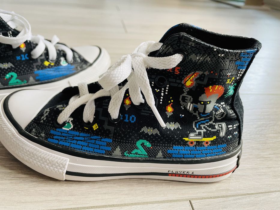 Tenesi baieti Converse