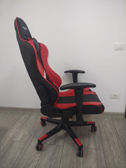 Scaun gaming Myria ca nou