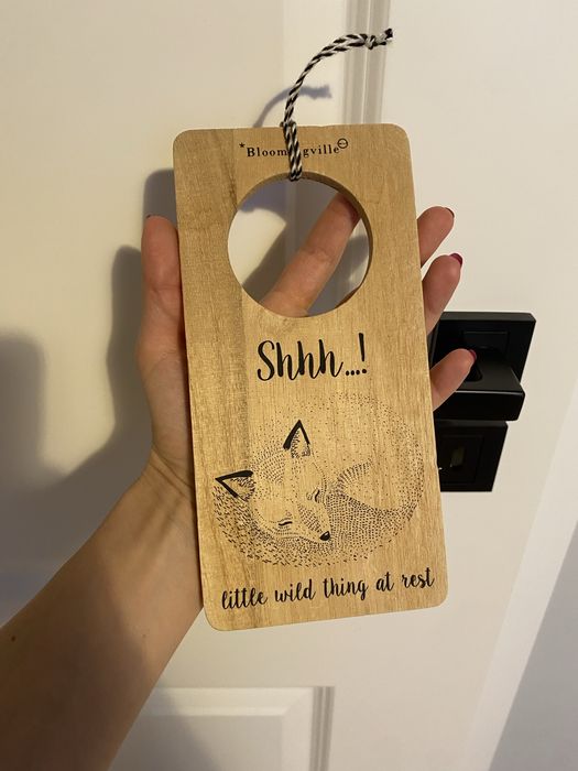 Semn de usa (liniste)