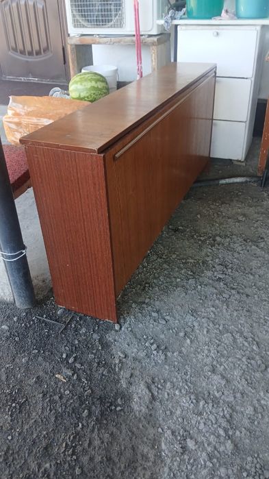 Тумба для белья, одеял и подушек