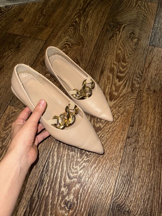 Обувь балетки и ботинки