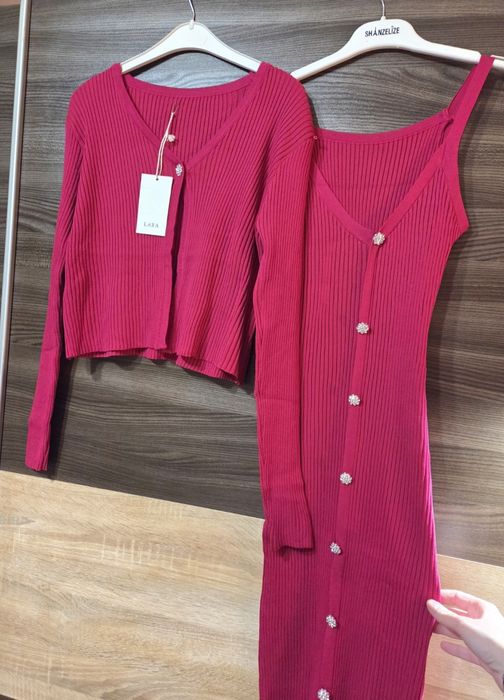 Красив дамски комплект