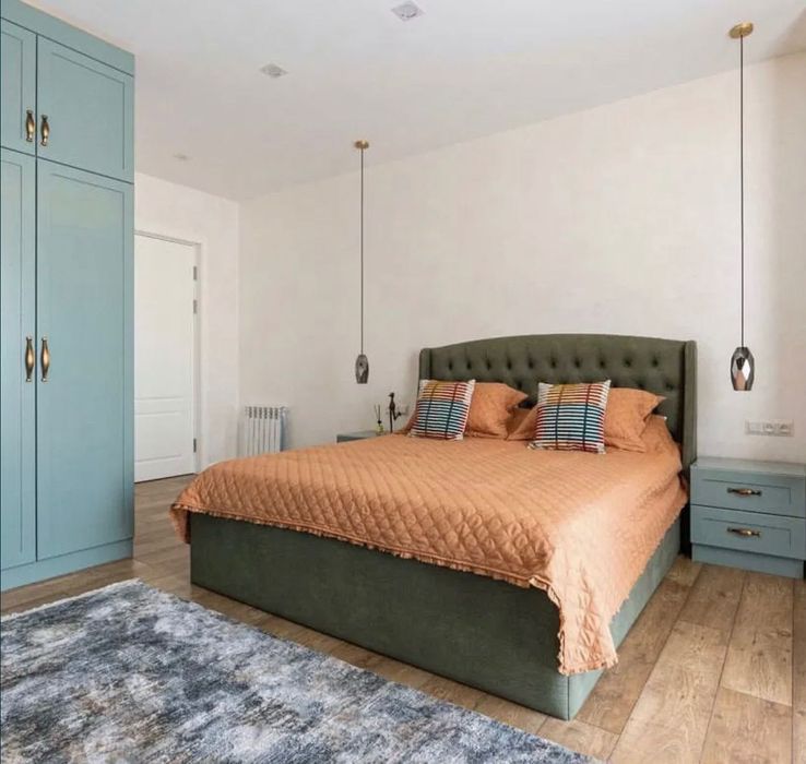 Ц-4 Сдаётся 3х комнатная вв квартира на Алайский базаре,