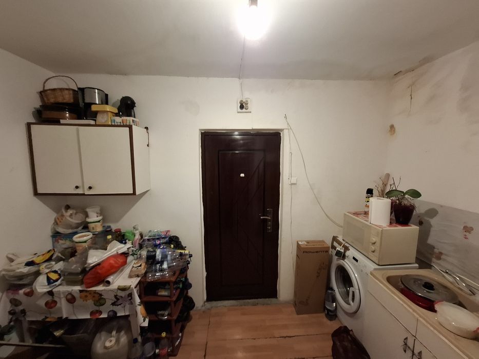 Vand camera camin sau viitor spațiu comercial