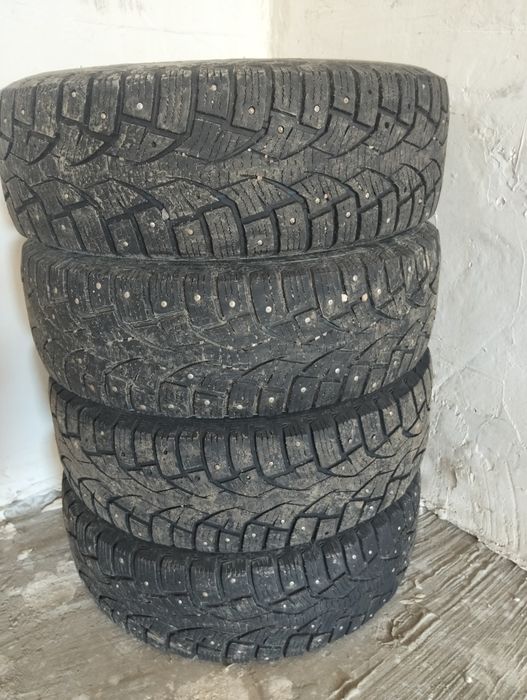 Продам Резину Комплект