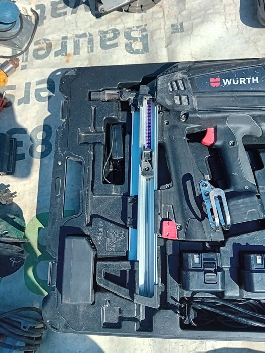 Pistol de cuie Wurth cu gaz