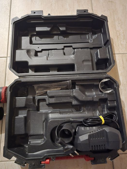 Fierastrau pendular șoricel Parkside PSTKA12-A1 cu baterie, incarcator