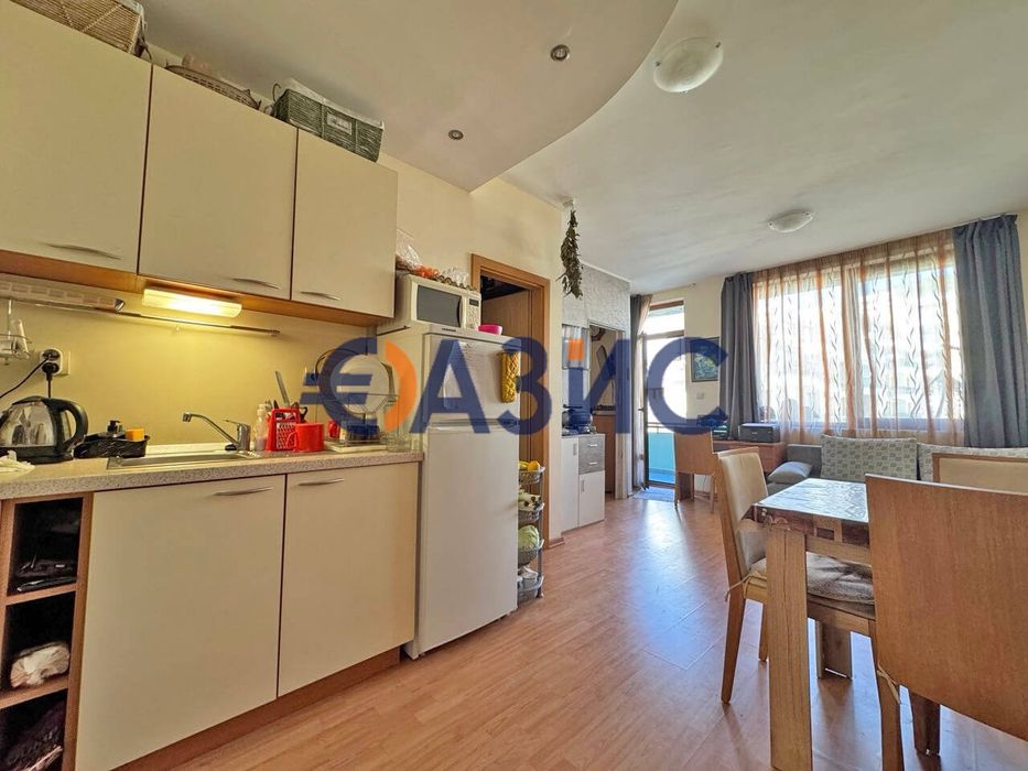 Продава се Двустаен апартамент в Свети Влас - 60 кв.м за 804 €/кв.м - Снимка #3
