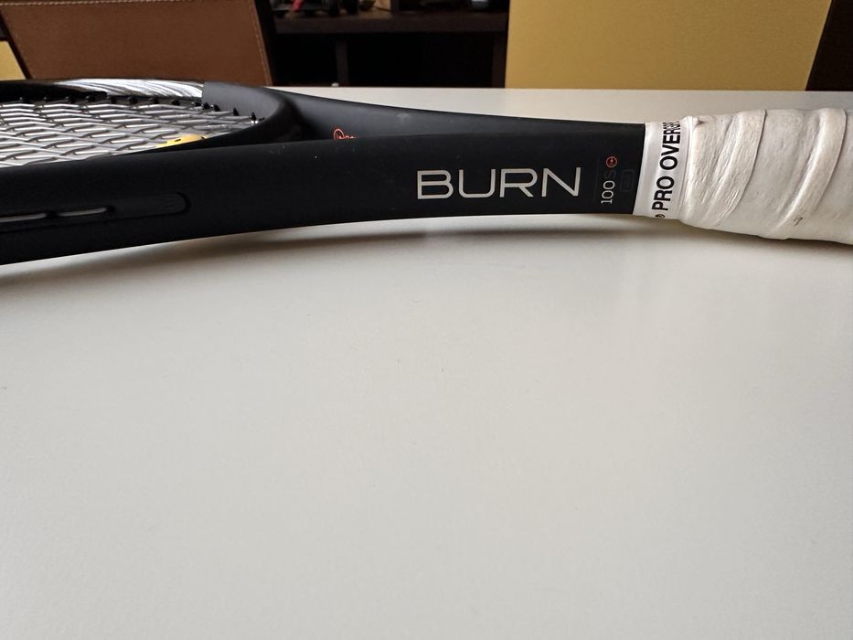 Ракета за тенис Wilson Burn 100 S (ползвана 1 път)