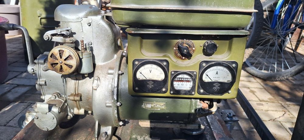 Generator electric AB4 - model vechi
