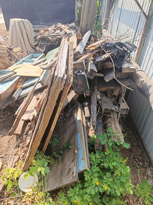 Доски и дрова бесплатно