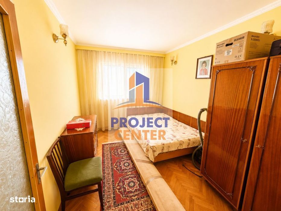 Apartament 4 camere Nord,  2 bai, sup = 80 mp