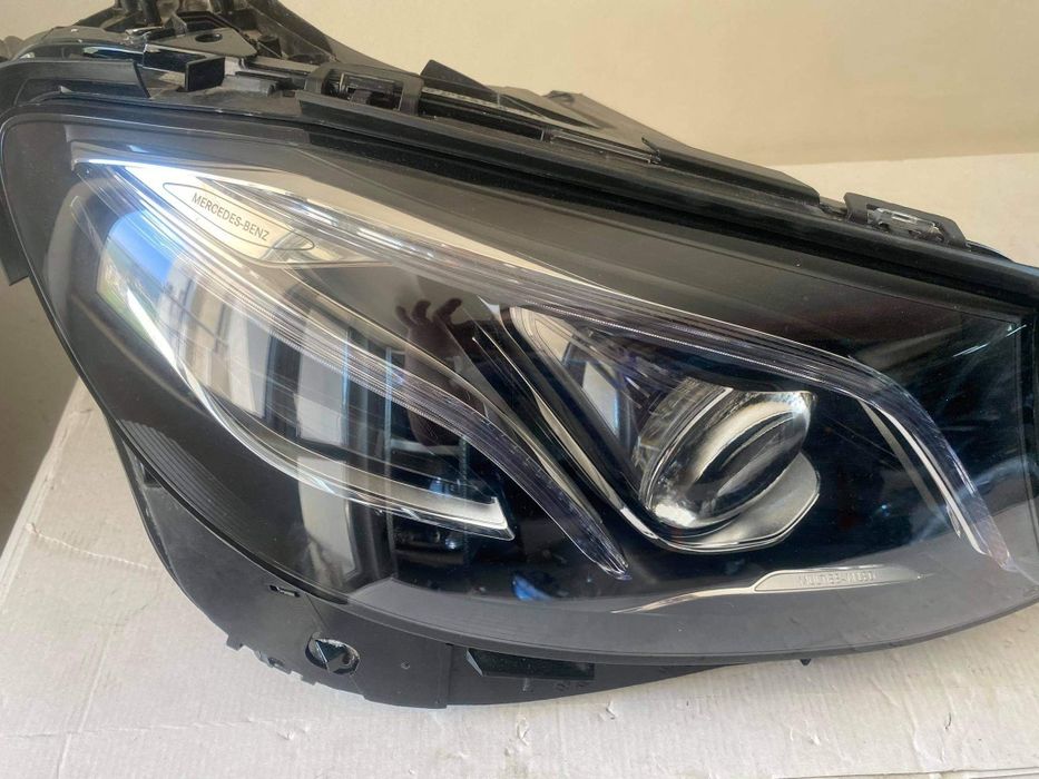 Фарове Мерцедес w213 Multibeam LED фар фарове мерцедес е класа 213