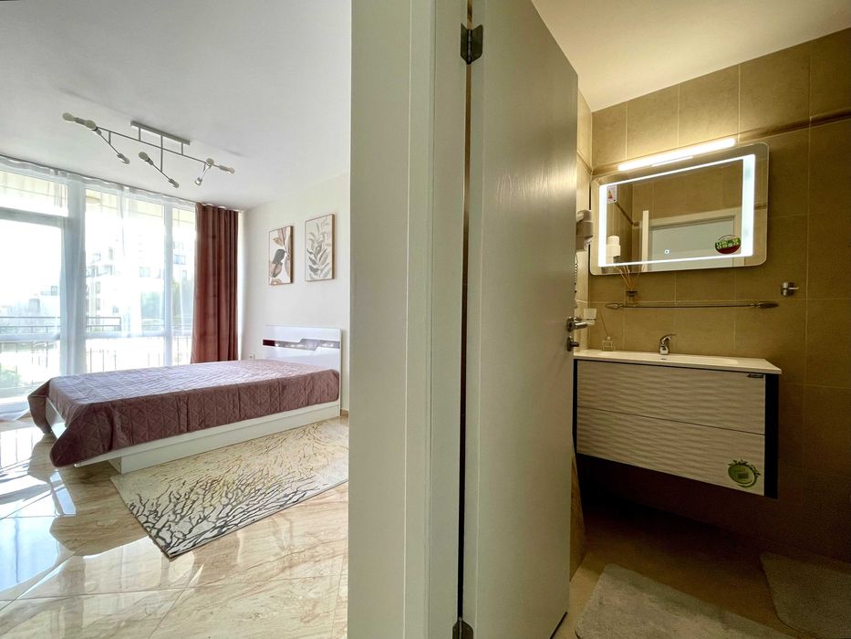 Продава се Двустаен апартамент в Свети Влас - 84 кв.м за 1250 €/кв.м - Снимка #11