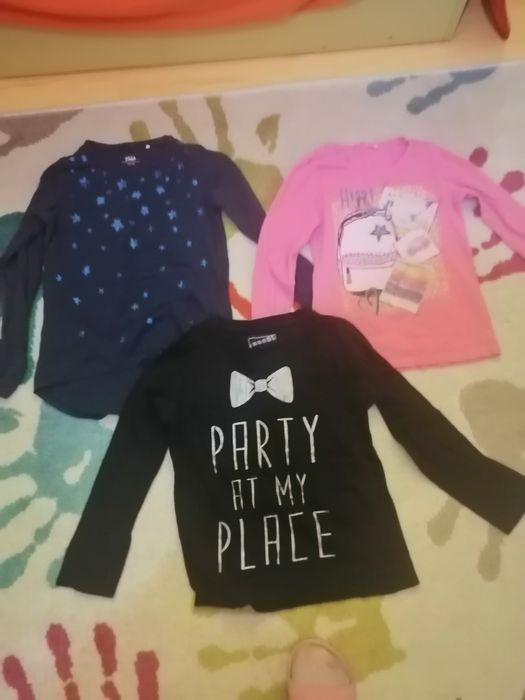 Блузи за момиче.
