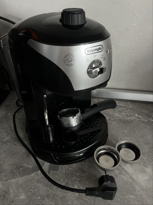Espressor Delonghi manual