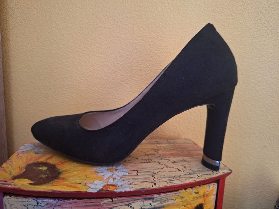 Дамски обувки с висок ток 7 чифта за 60 лв