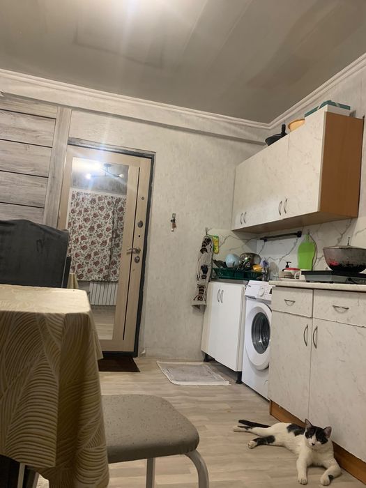 Продаётся комната в общежитии.