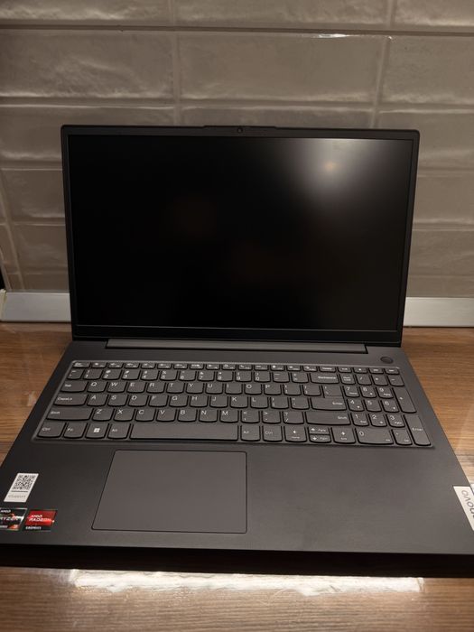 Laptop Lenovo V15 G4 AMN