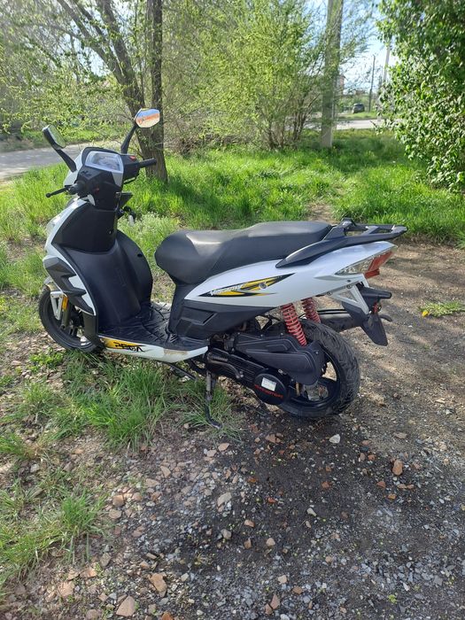 Продам скутер 125куб
