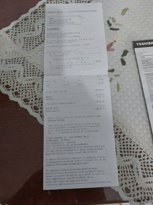 Masins spalat rufe Toshiba