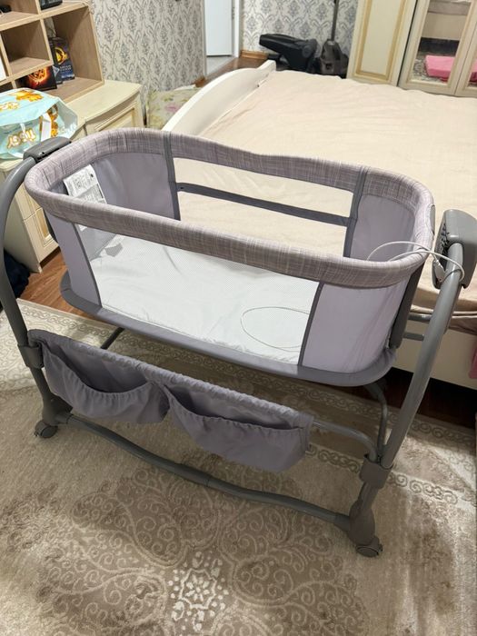 Манеж приставная с колыбелью