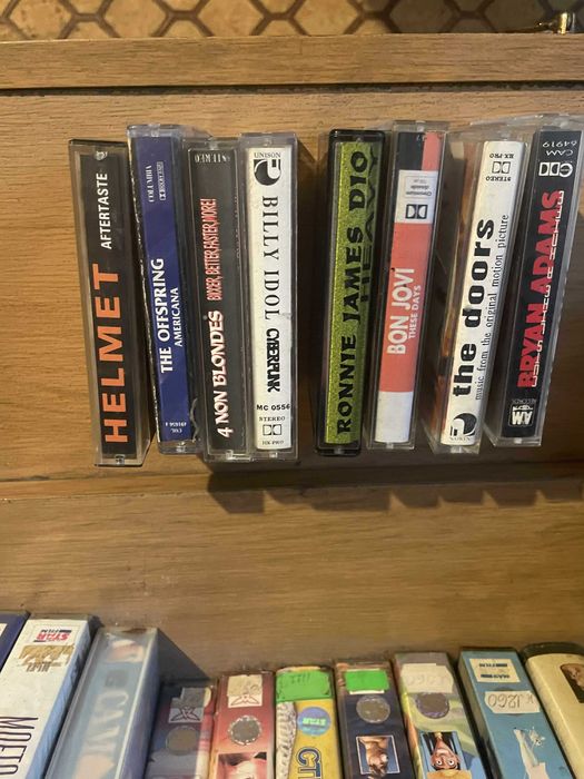 Аудиокасетки Рок музика