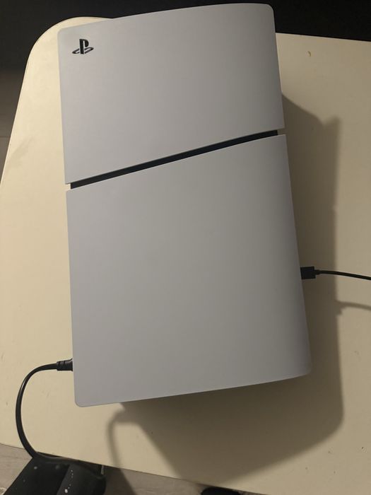 PlayStation 5 Digital Edition – Ca Nouă