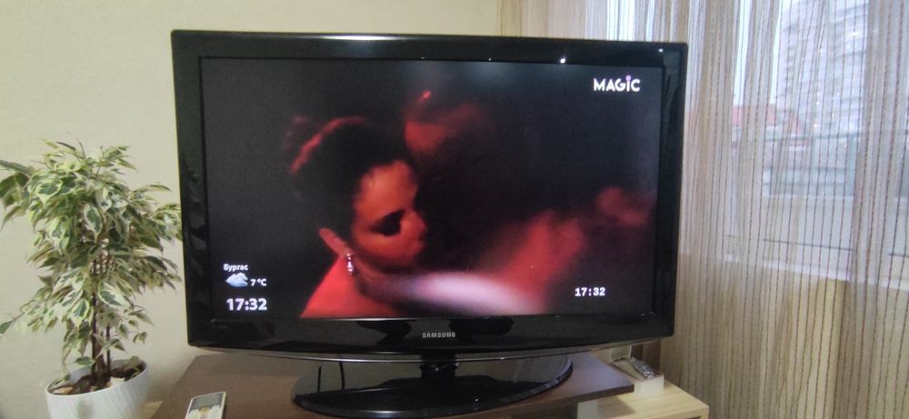 Телевизор Самсунг